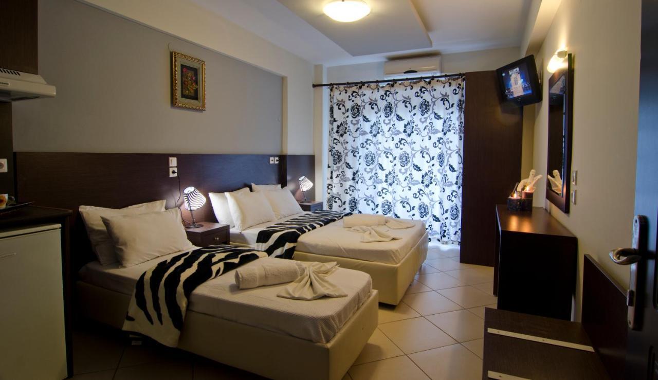 Hotel Anesis Paralia エクステリア 写真