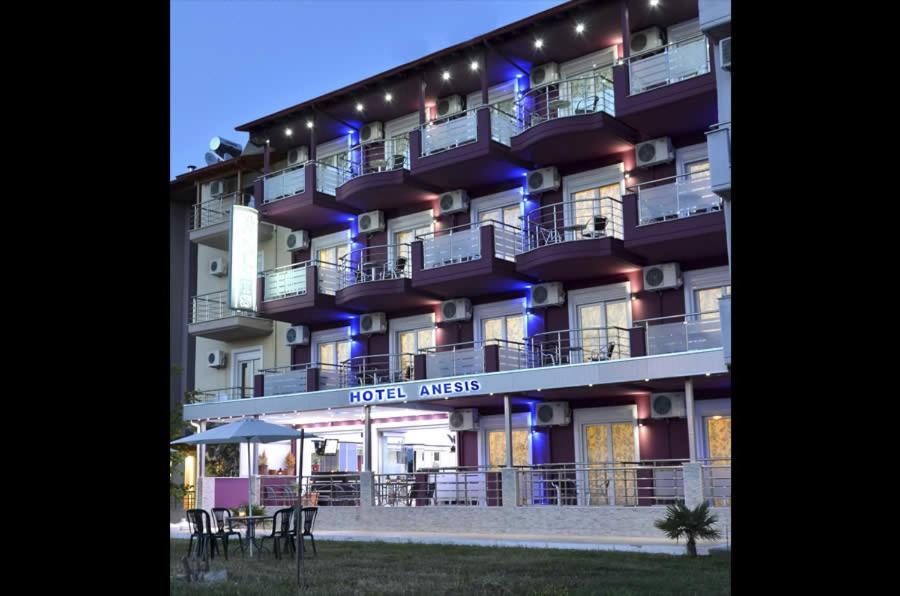 Hotel Anesis Paralia エクステリア 写真