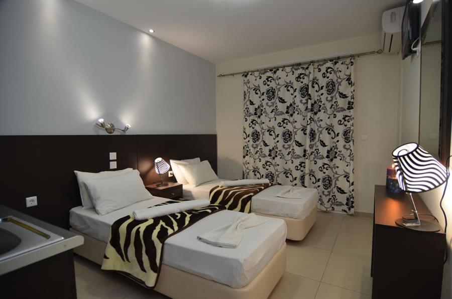 Hotel Anesis Paralia エクステリア 写真