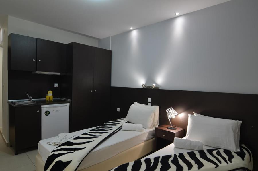 Hotel Anesis Paralia エクステリア 写真